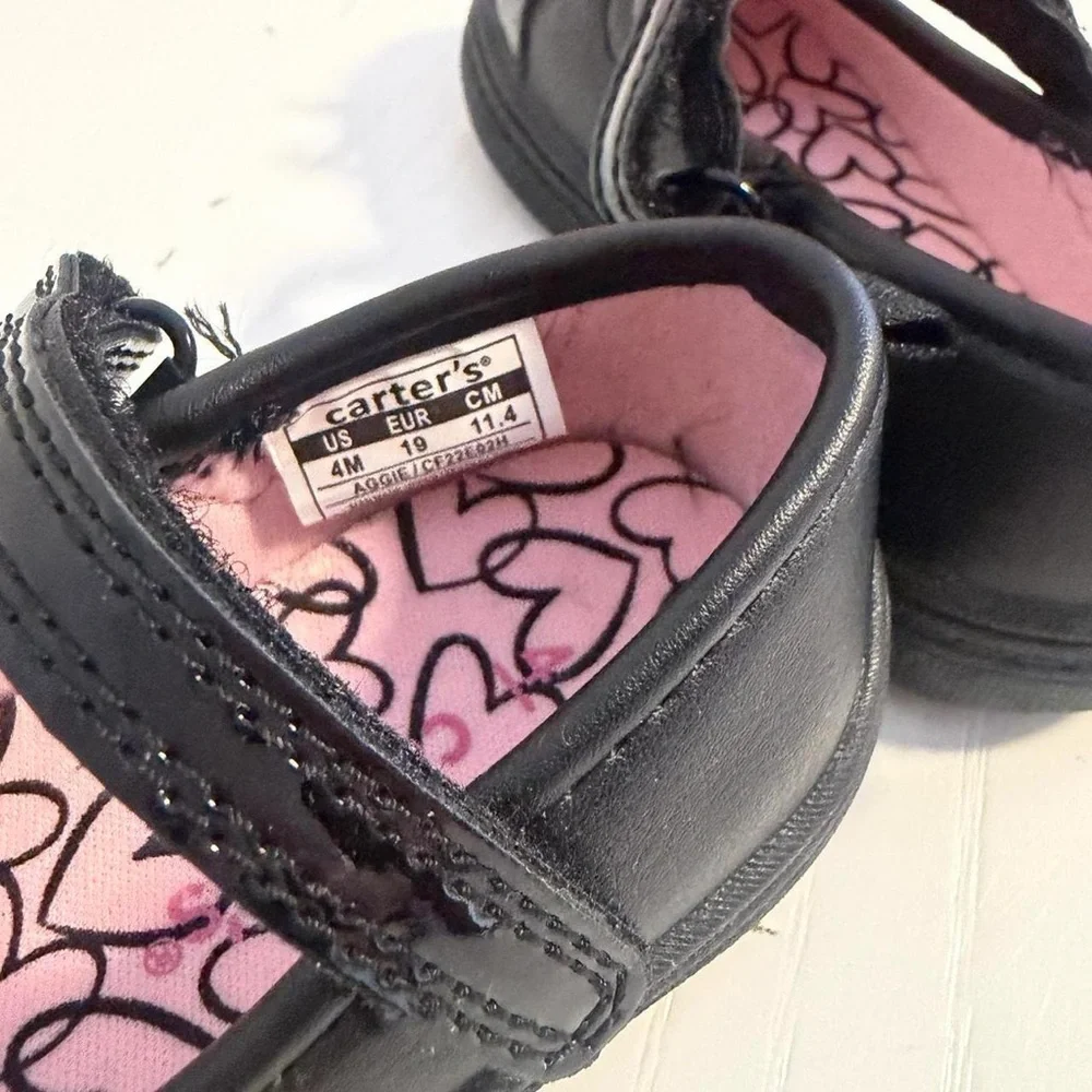 Carter's Aggie Toddler Girls' Mary Jane Black patent Flats 4m